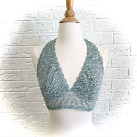 🚨4/$25 Victoria’s Secret Sage Green Lace Halter Size Large - Picture 2 of 5